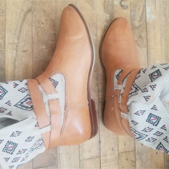 Latigo James Anthropologie Boots Womens 7M Leather and Canvas Ankle Boho Casual - Picture 6 of 12